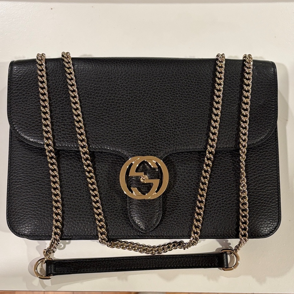 Gucci Black Leather Shoulder Bag with Gold Hardware